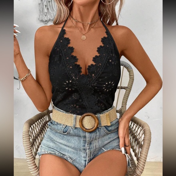 Boho white lace halter top - Picture 4 of 16